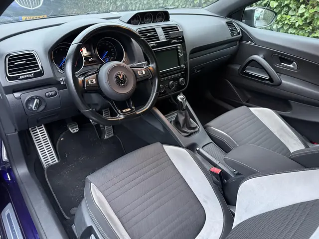 Volkswagen Scirocco 2.0 R 2016 Benzine 9