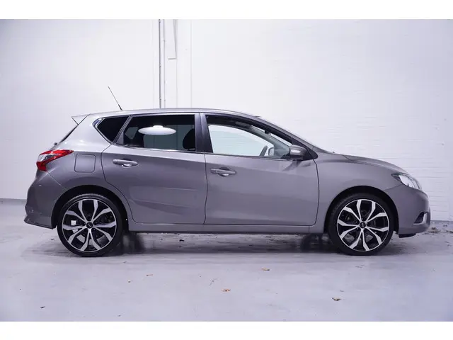 Nissan Pulsar 1.2 DIG-T N-Connecta 2018 Benzine 6