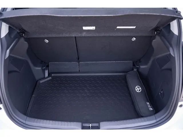 Toyota Yaris 1.5 Hybrid 115 Comfort 2022 Hybride Benzine 17