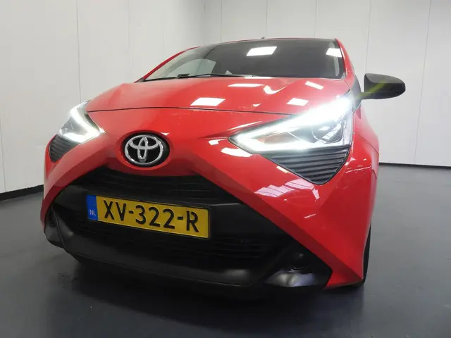 Toyota Aygo 1.0 VVT-i X-Fun 2019 Benzine 19