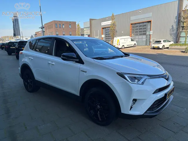 Toyota RAV4 3