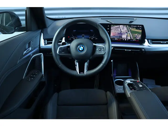 BMW iX1 eDrive20 2024 Elektrisch 9
