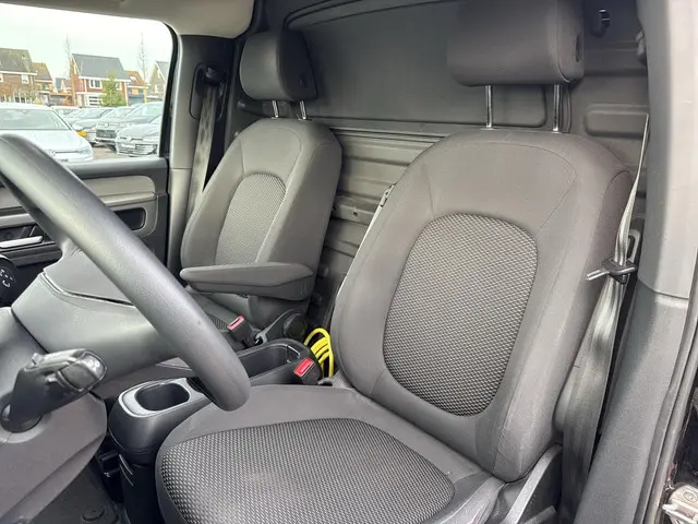 Volkswagen ID. Buzz Cargo 77 kWh 2023 Elektrisch 7