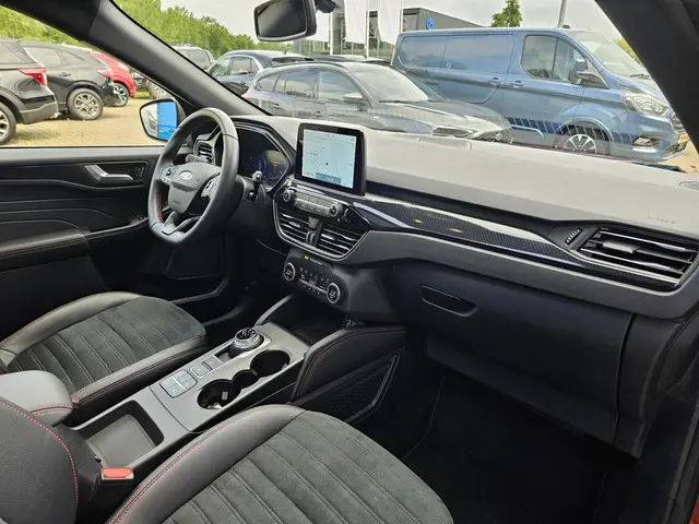 Ford Kuga 2.5 PHEV ST-Line X 2021 Hybride Benzine 8