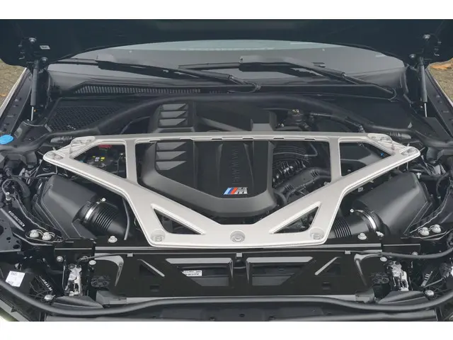 BMW M4 CS Coupé 2026 Benzine 18