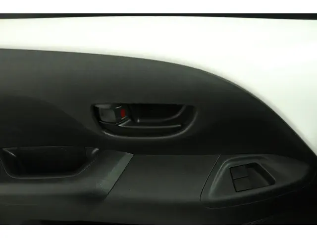 Toyota Aygo 1.0 VVT-i x-play 2014 Benzine 24