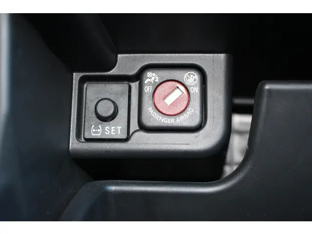 Peugeot 108 1.0 e-VTi Active 2020 Benzine 29