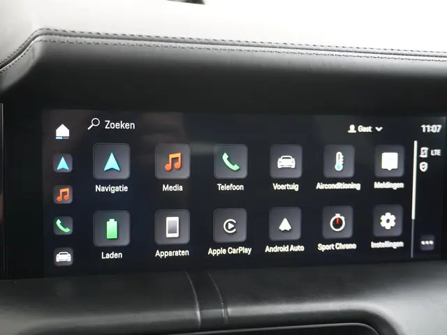 Porsche Taycan Turbo 93 kWh 2020 Elektrisch 38
