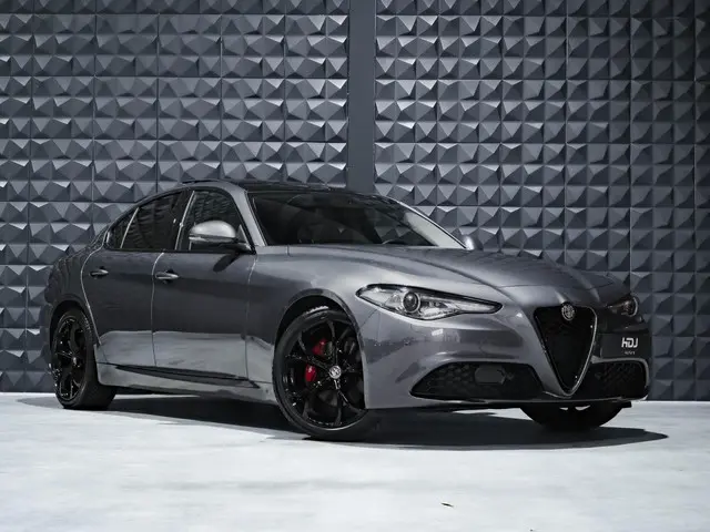 Alfa Romeo Giulia 2.0T Super 2020 Benzine