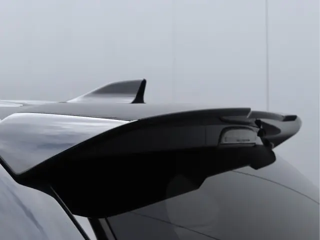 Mitsubishi Outlander 2.4 PHEV 2020 Hybride Benzine 17