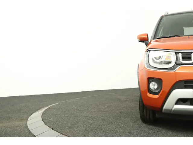 Suzuki Ignis 1.2 Smart Hybrid Style 2023 Benzine 37