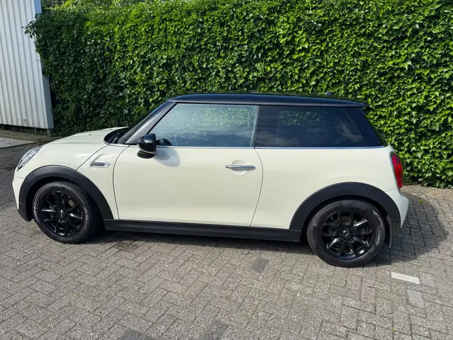 MINI Cooper 3