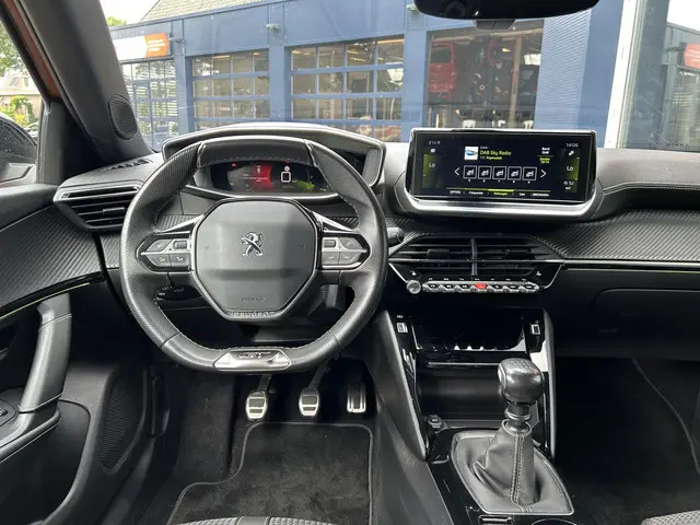 Peugeot 2008 1.2 Turbo 130 PK GT-Line 2020 Benzine 7