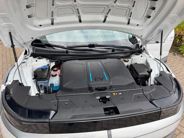 Hyundai IONIQ 5 Connect 73kWh - SOH 98% - 2021 Elektrisch 36