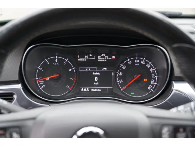 Opel Corsa 1.6 Turbo OPC MAXTON DESIGN 2015 Benzine 20