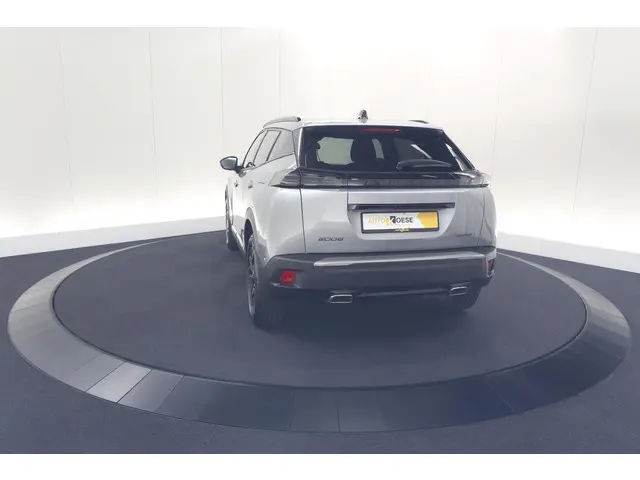 Peugeot 2008 1.2 Hybrid 145 Allure 2025 Hybride Benzine 12