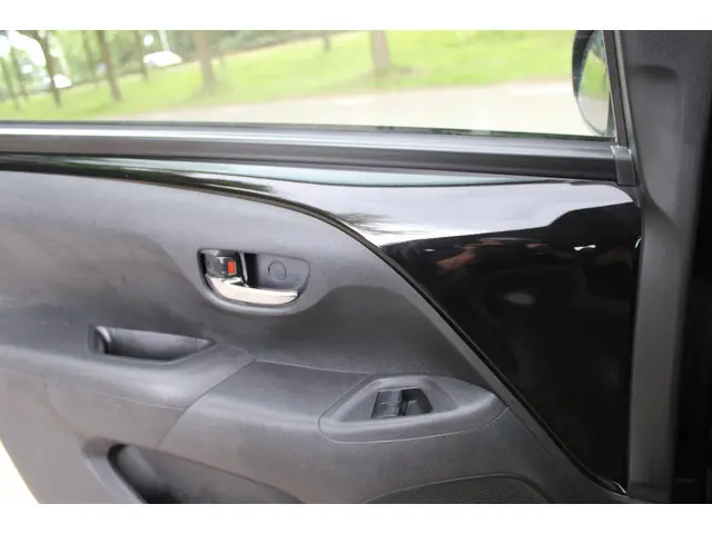 Toyota Aygo 1.0 VVT-i x-joy 2020 Benzine 18