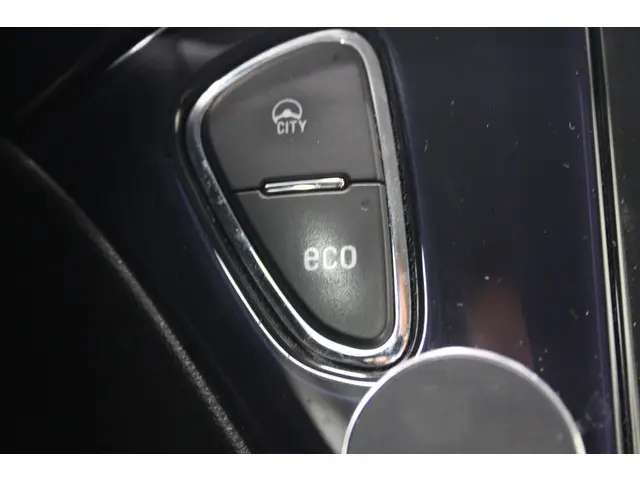 Opel ADAM 1.4 Jam 2013 Benzine 18