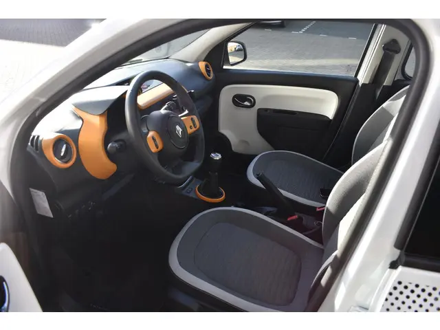 Renault Twingo SCe Collection 2020 Benzine 9