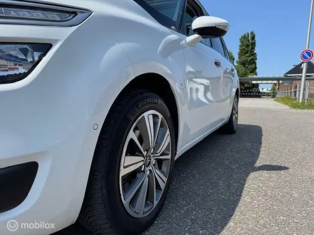 Citroën Grand C4 Picasso 1.6 e-THP Business 2016 Benzine 11