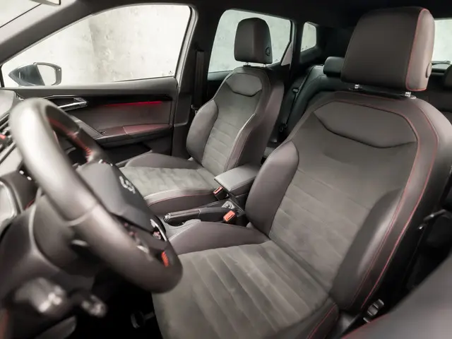 SEAT Arona 1.0 TSI FR Sport 2018 Benzine 14