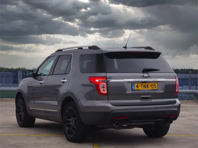 Ford Explorer 3.5 V6 - 7 zitter - 2013 Benzine 4