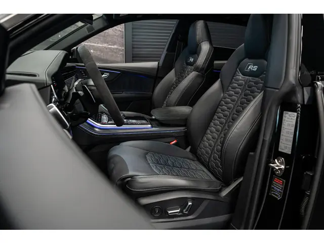 Audi Q8 4.0 TFSI RS Q8 quattro Performance 2025 Benzine 3