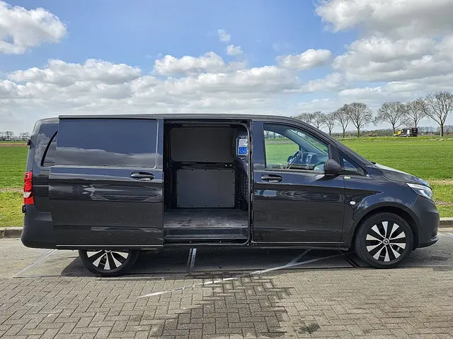 Mercedes-Benz Vito 116 2021 Diesel 13