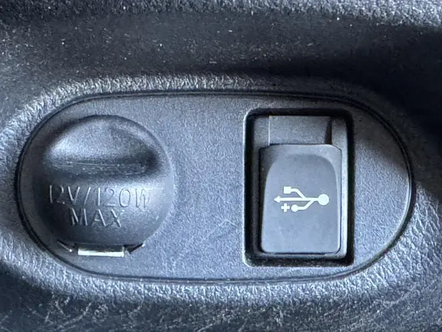 Toyota Yaris 1.3 VVT-i Aspiration 2016 Benzine 29