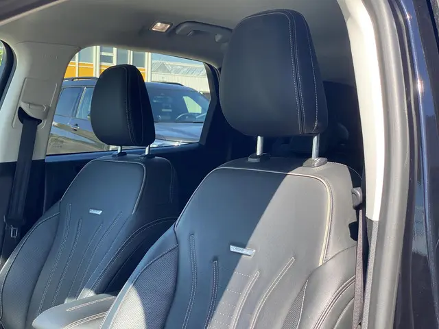 Ford Kuga 2.5 PHEV Vignale 2021 Hybride Benzine 35