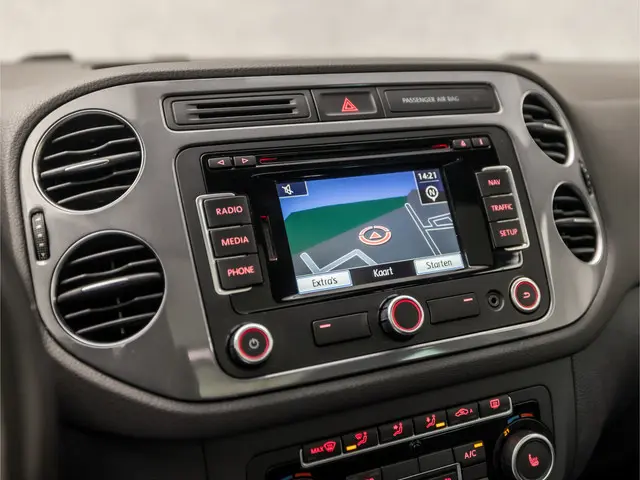 Volkswagen Tiguan 1.4 TSI Black Sport 2012 Benzine 9