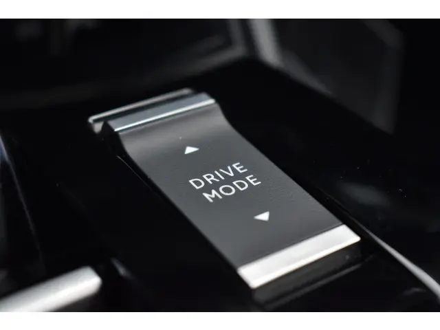 Citroën ë-C4 Shine Pack Business 50 kWh 2023 Elektrisch 19