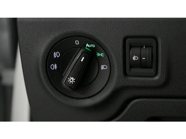 Škoda Fabia 1.0 TSI 115pk Selection DSG 2024 Benzine 22