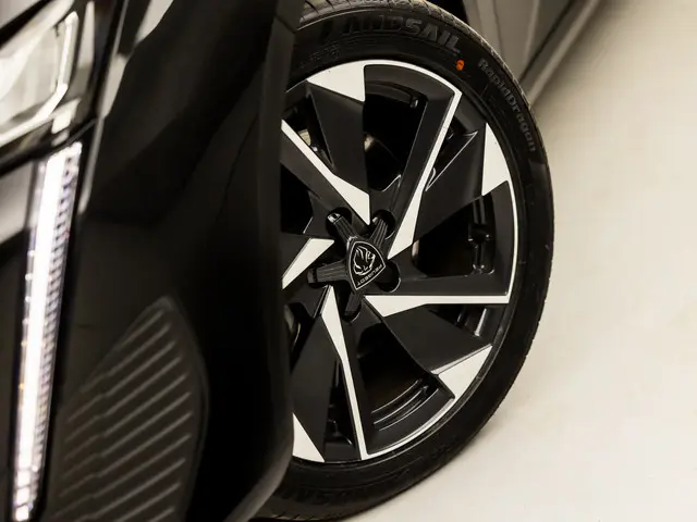 Peugeot 308 SW 1.2 PureTech Allure Sport 2022 Benzine 19