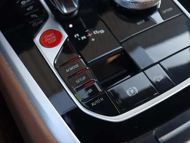 BMW X5 M Competition 2020 Benzine 23