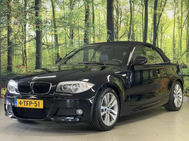 BMW 1 Serie Cabrio 118i M Sport Edition 2014 Benzine 37