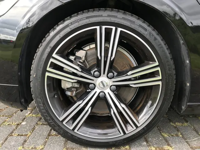 Volvo V60 2.0 T6 Recharge AWD 2020 Hybride Benzine 32