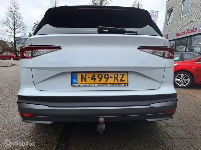 Škoda Enyaq iV 60 / Panoramadak / Trekhaak / 2021 Elektrisch 10