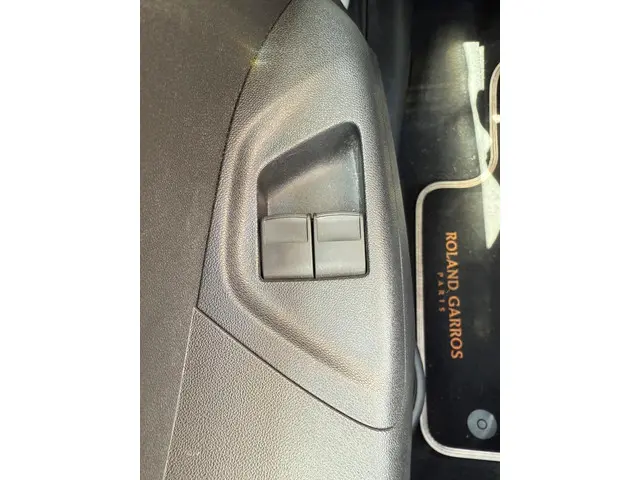 Peugeot 108 1.2 Puretech TOP! Roland Garros 2015 Benzine 18