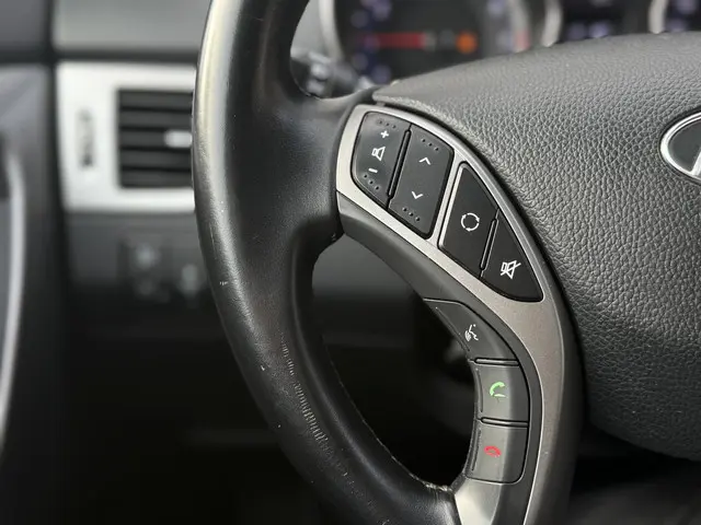 Hyundai i30 1.6 GDI Go! 2015 Benzine 19