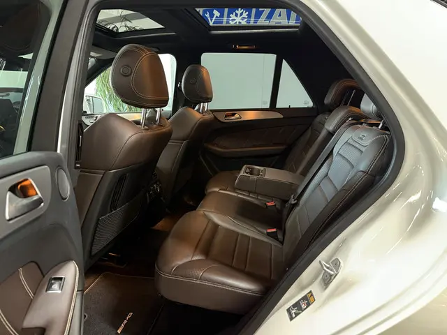 Mercedes-Benz GLE AMG 63 4MATIC 2016 Benzine 12