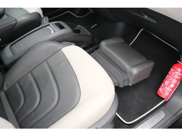 Citroën C4 Picasso e-THP Shine Automaat-6 2017 Benzine 14