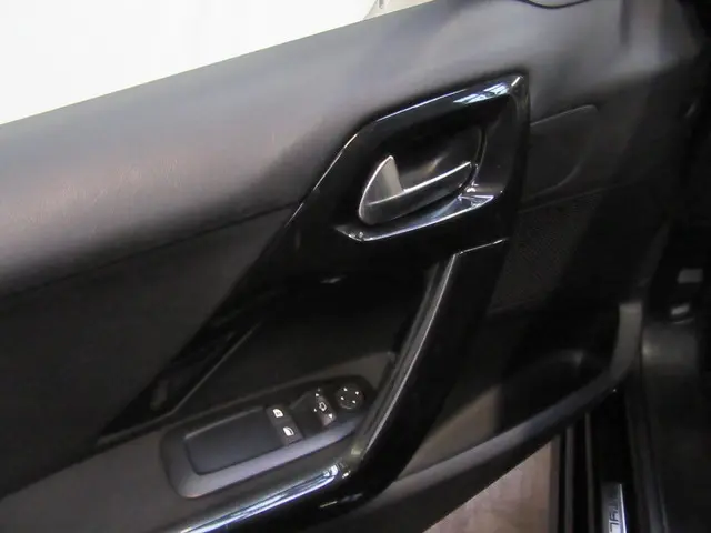 Peugeot 208 1.2 PureTech Style Pack 2015 Benzine 12