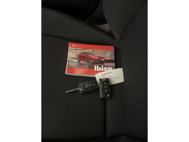 SEAT Ibiza 1.0 TSI FR Intense 2021 Benzine 26