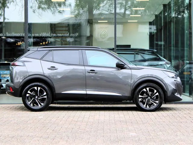 Peugeot 2008 1.2 PureTech Allure Pack 2023 Benzine 7