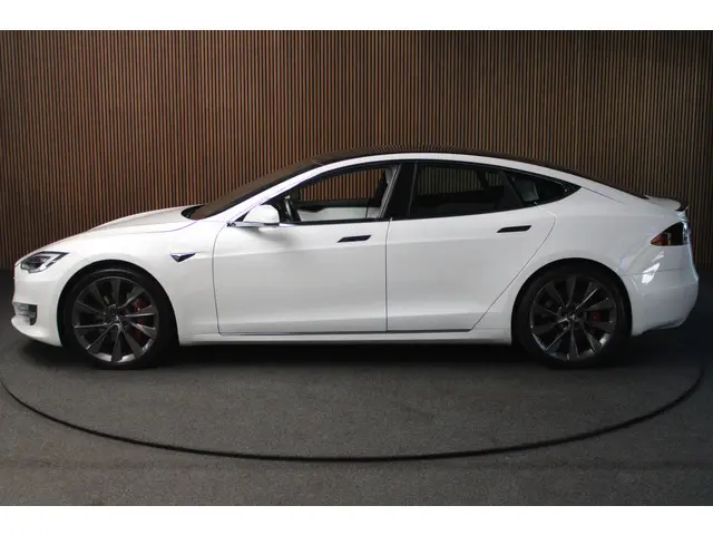 Tesla Model S 100D 2018 Elektrisch 2