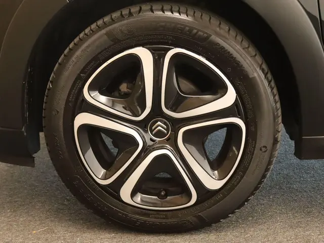 Citroën C3 1.2 PureTech S&S Feel Edition 2019 Benzine 34