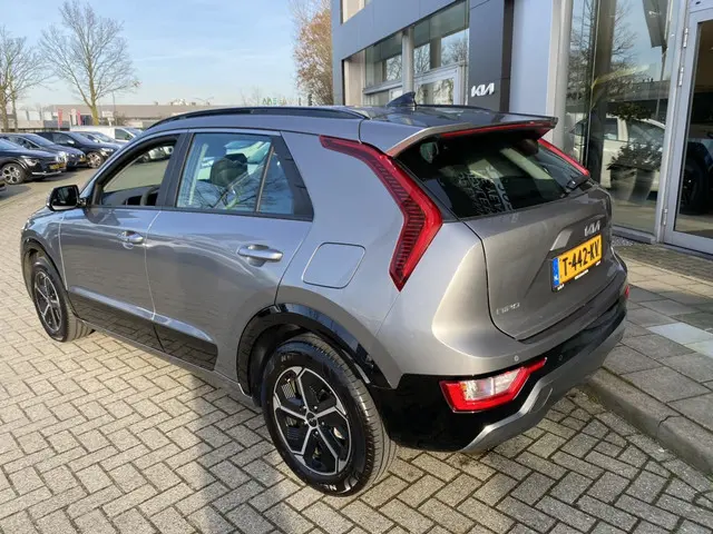 Kia Niro 1.6 GDi Hybrid DynamicLine 2023 Hybride Benzine 9