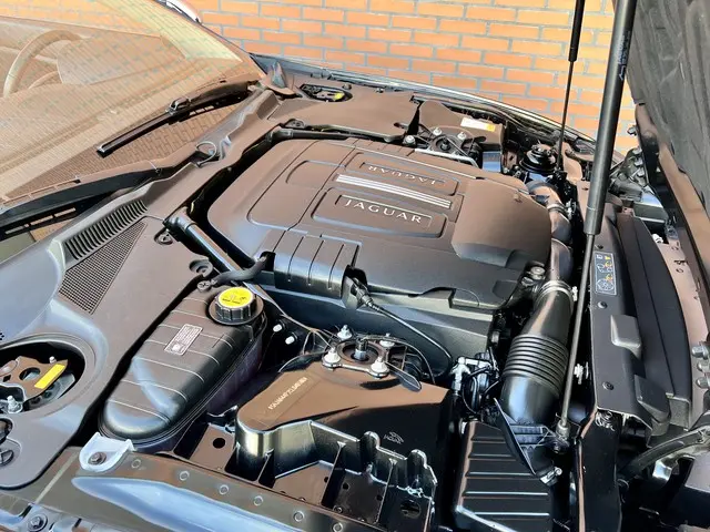 Jaguar XK 5.0 V8 Convertible Portfolio 2013 Benzine 19