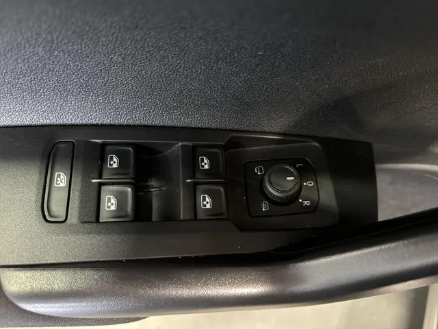 Volkswagen Taigo 1.0 Tsi 95pk Life 2022 Benzine 6